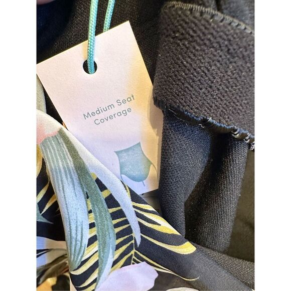 Kona Sol Black and White Tropical Print Long Sleeve Rash Guard One Piece - Picture 5 of 6